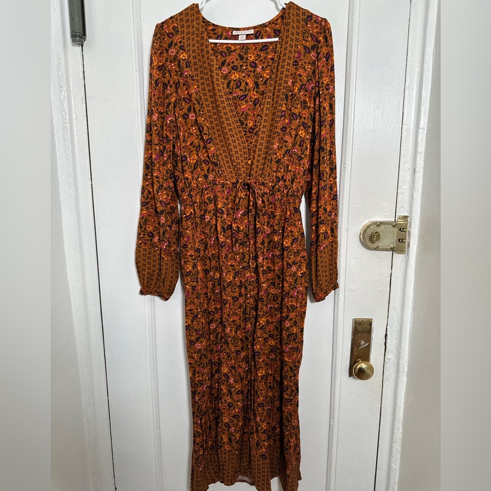 Long Sleeve Dress in Orange and Brown Perfect for Fall - Picture 2 of 9